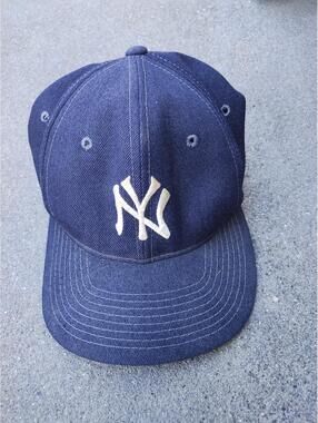 90’s Yankees Wool Sports‎ Specialties Fitted Hat Size 7 3/8